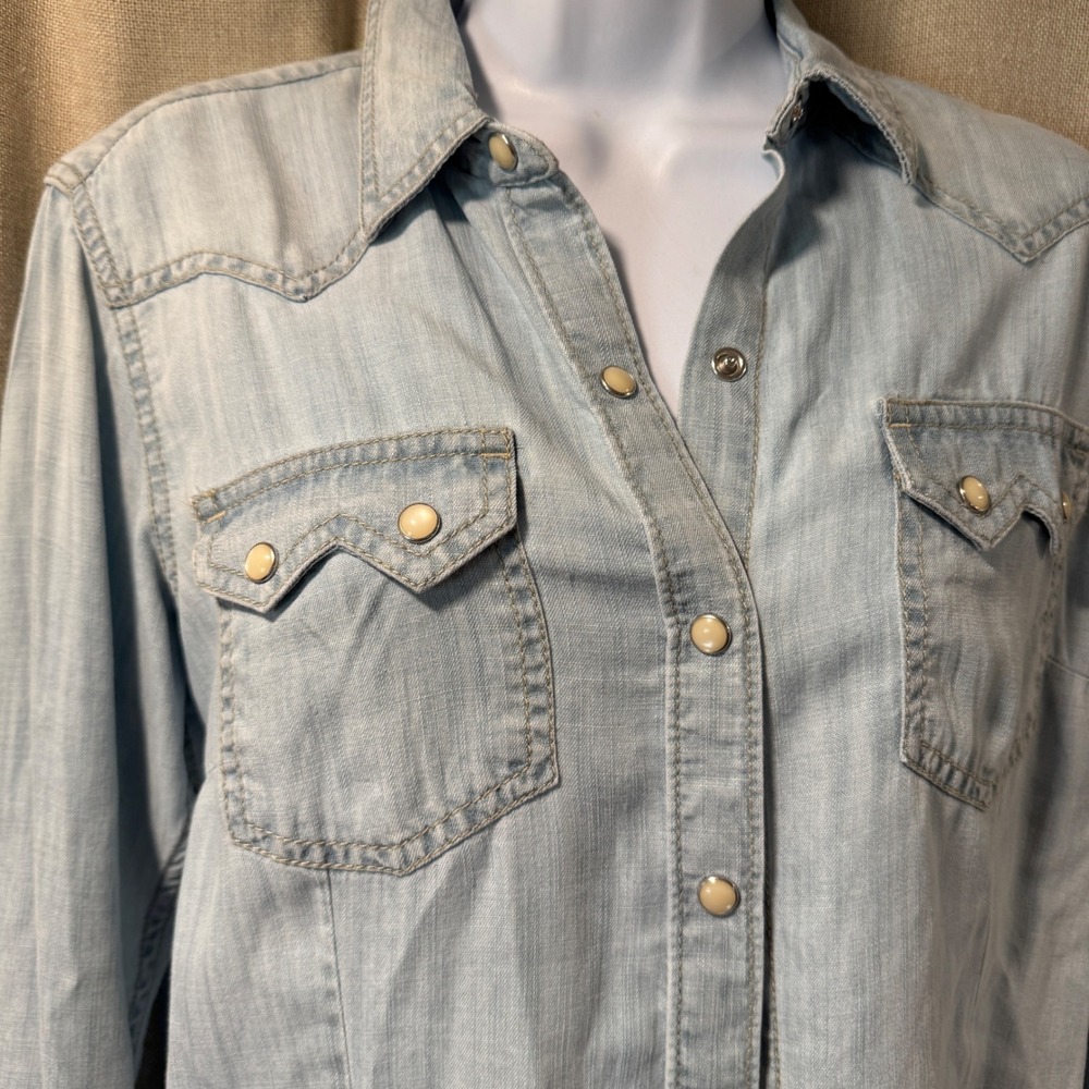 Ariat Pearl Snap Western Shirt Womens M Denim Blue Cowboy Rodeo - Picture 2 of 9